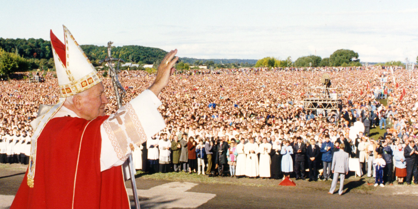 Šv. Jonas Paulius II Santakoje (Kaunas), 1993